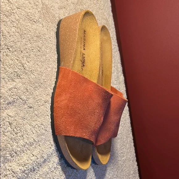 NWOT Marina Luna Orange Suede Slide Sandals - Picture 2 of 6